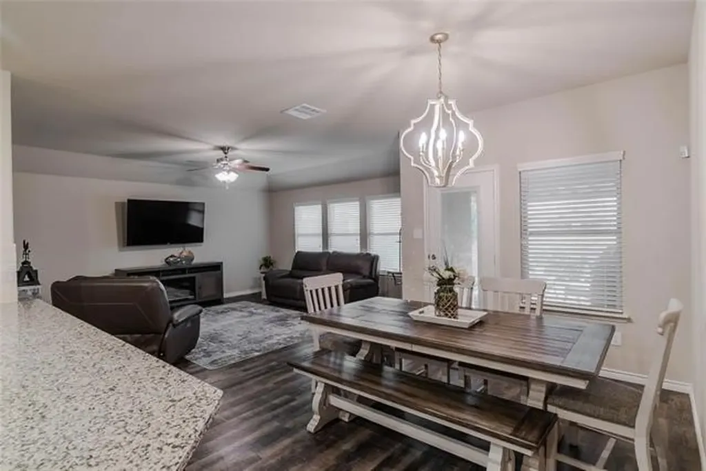 562 Jamestown Lane Fate TX 75189