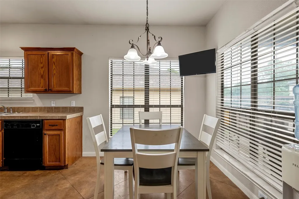 112 Garden Drive Waco TX 76706
