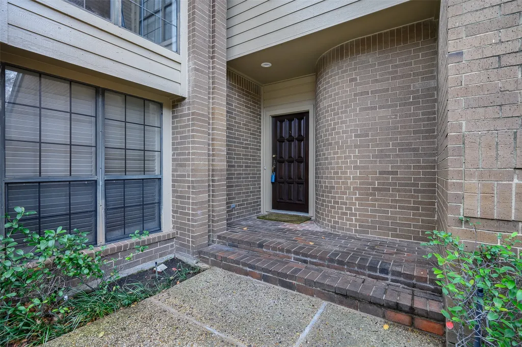 5136 Westgrove Drive Dallas TX 75248