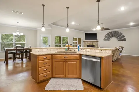 10 County Road 1513 Avinger TX 75630
