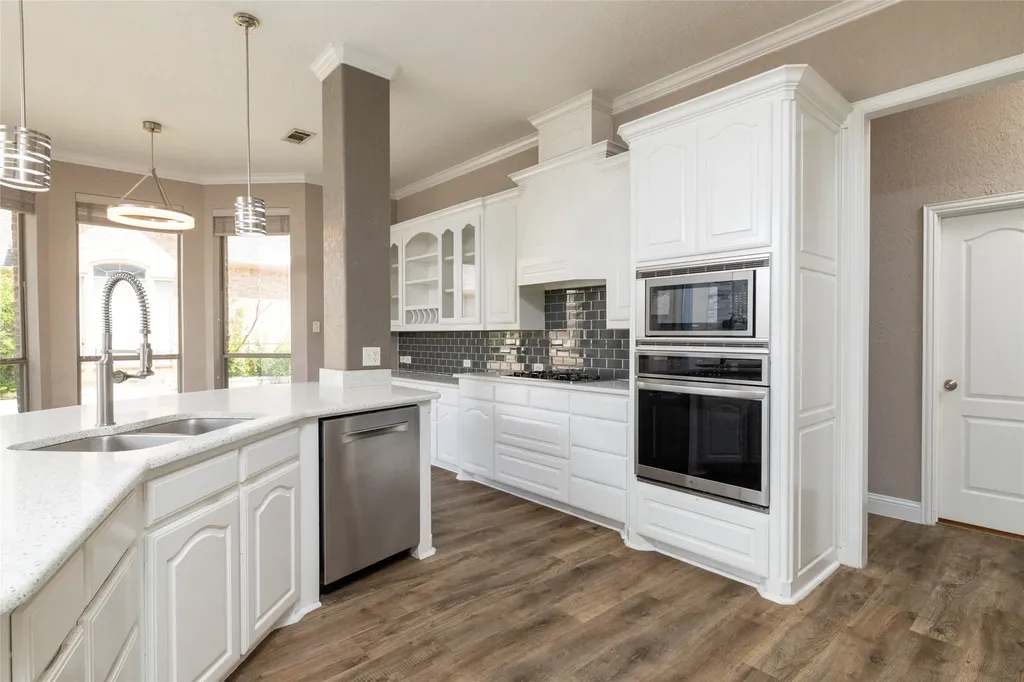 8105 Thornwood Drive North Richland Hills TX 76182