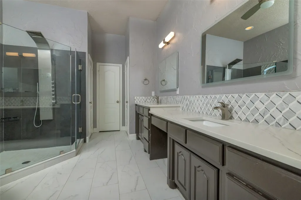 8105 Thornwood Drive North Richland Hills TX 76182