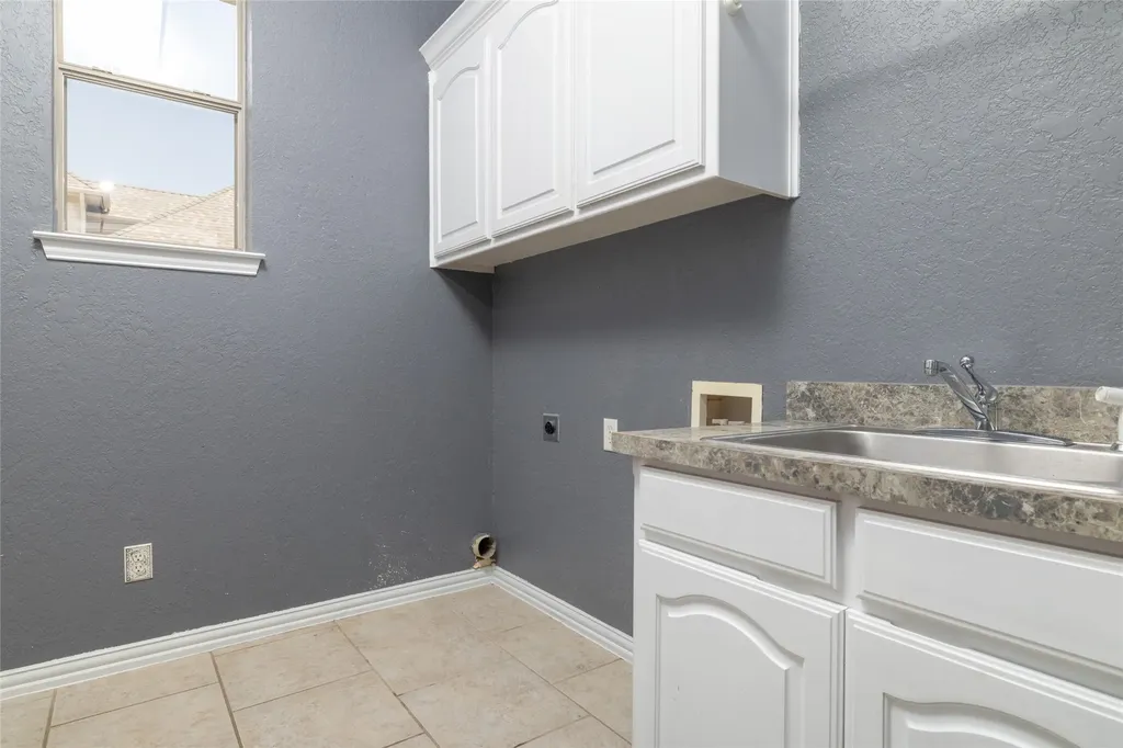 8105 Thornwood Drive North Richland Hills TX 76182