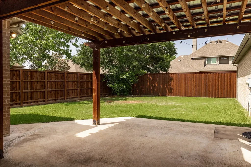 8105 Thornwood Drive North Richland Hills TX 76182