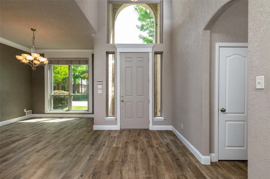 8105 Thornwood Drive North Richland Hills TX 76182