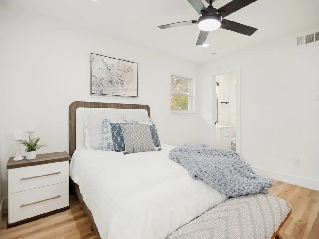 502 Martin Lane Euless TX 76040