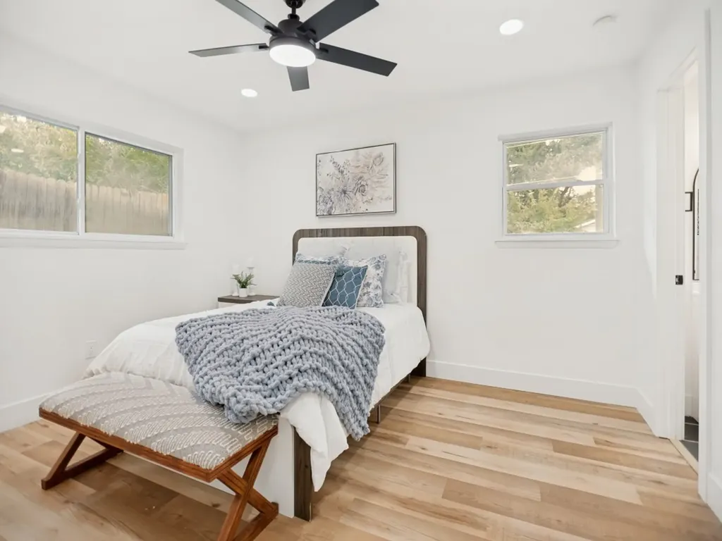 502 Martin Lane Euless TX 76040