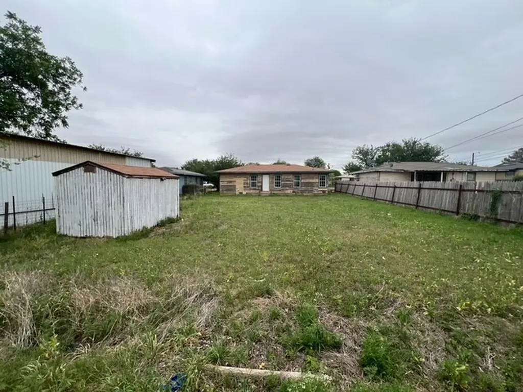 330 Avenue M Anson TX 79501