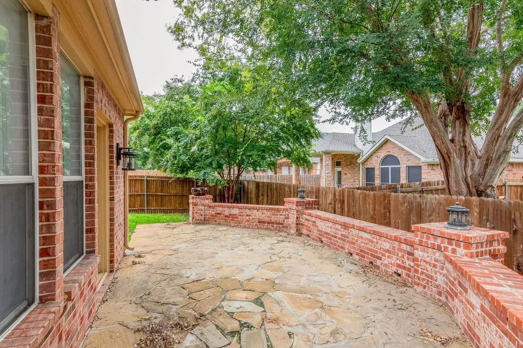 2212 Bayou Court Keller TX 76248