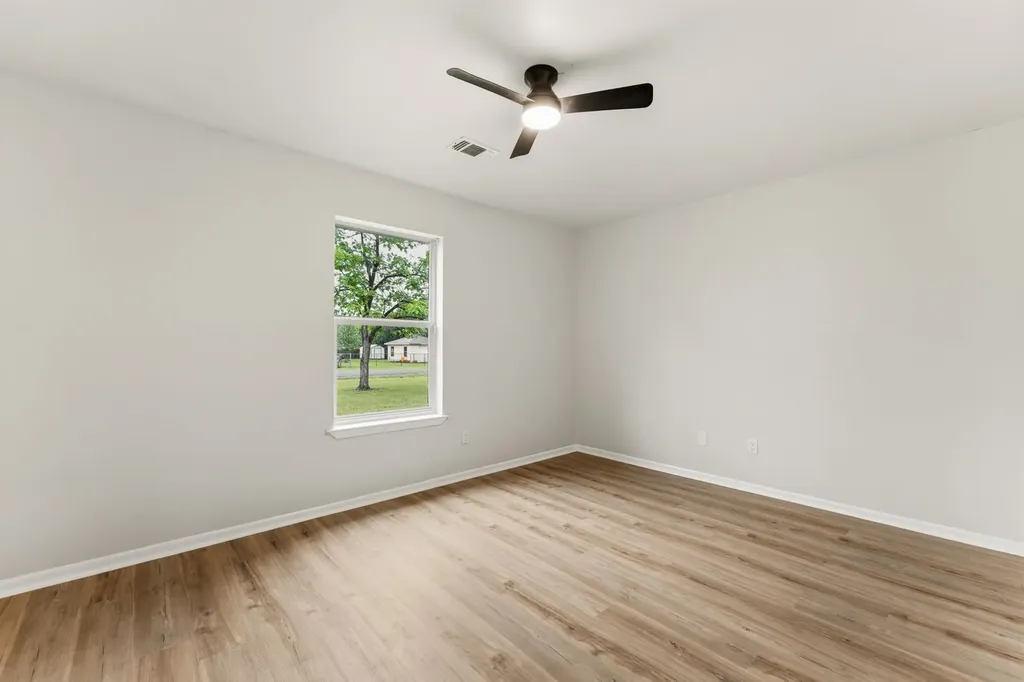 180 Woodard Lane Bruceville TX 76630