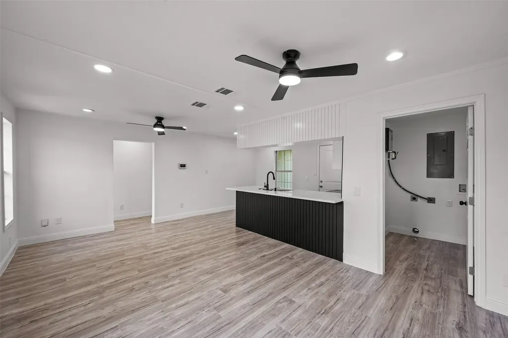 5225 Urbanview Street Sansom Park TX 76114