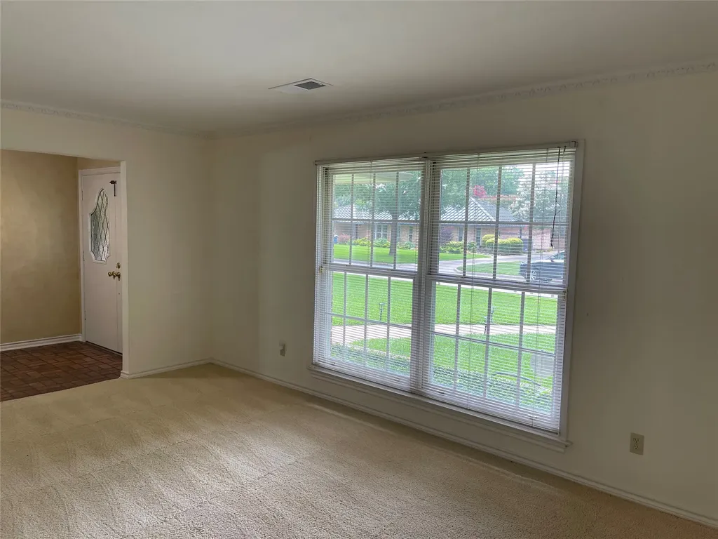4131 Myerwood Lane Dallas TX 75244