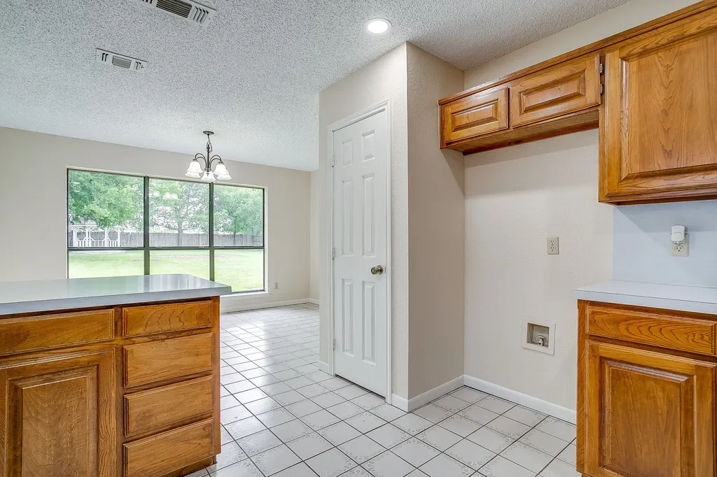 8613 Silver Creek Road White Settlement TX 76108