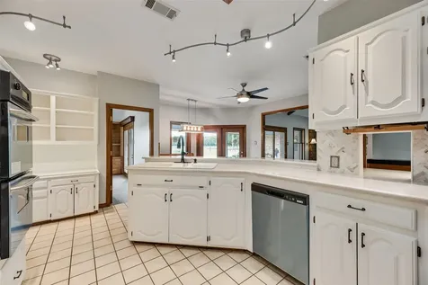 1040 County Road 3505 Quinlan TX 75474