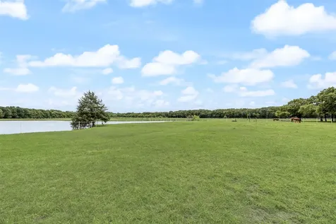 1040 County Road 3505 Quinlan TX 75474