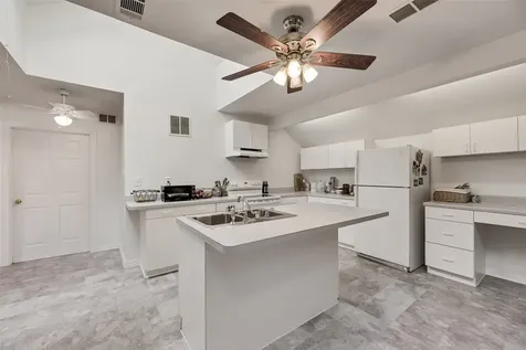 1040 County Road 3505 Quinlan TX 75474