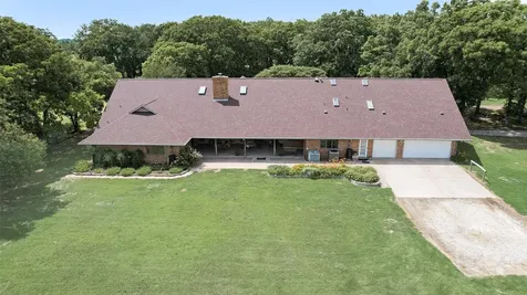1040 County Road 3505 Quinlan TX 75474