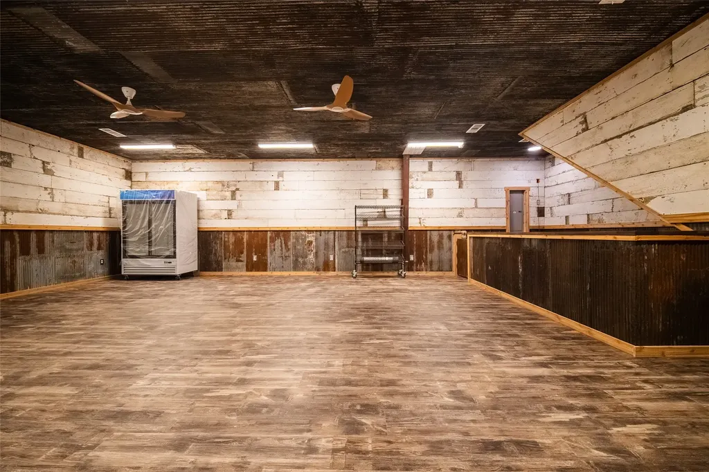 5684 N Fm 730 Decatur TX 76234