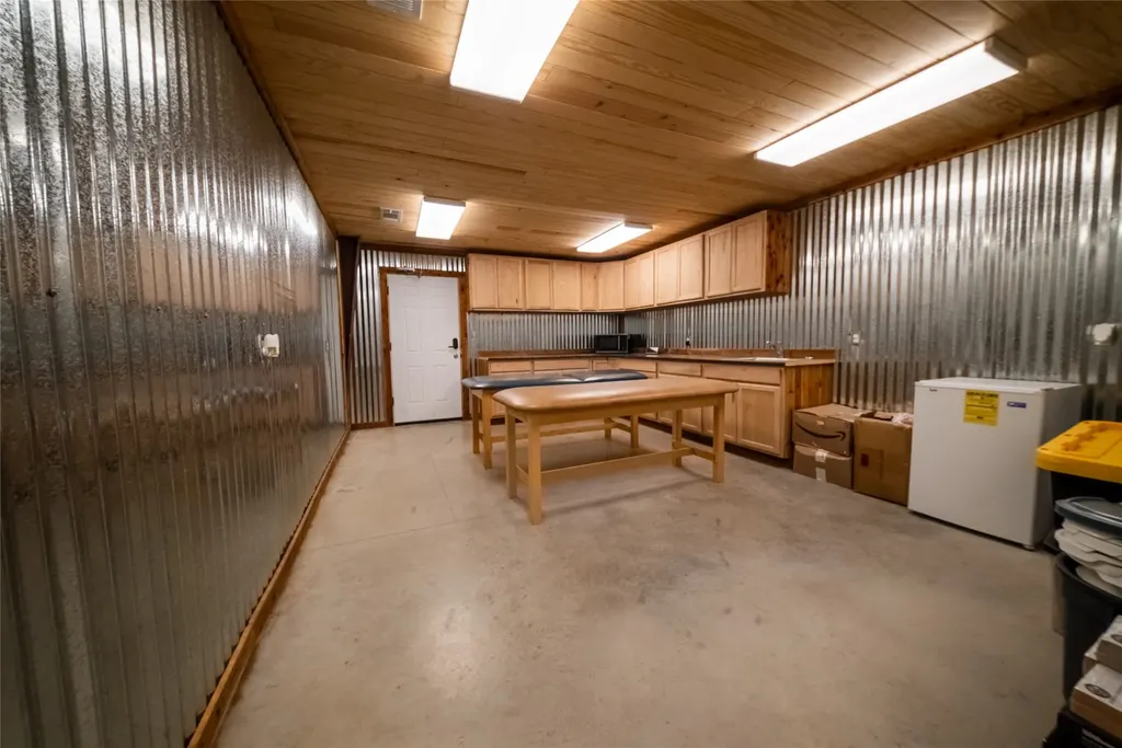 5684 N Fm 730 Decatur TX 76234
