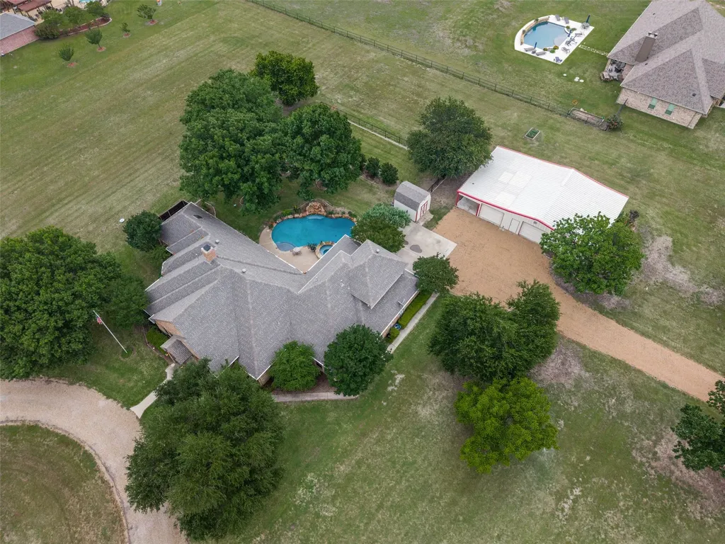 9687 County Road 483 Lavon TX 75166