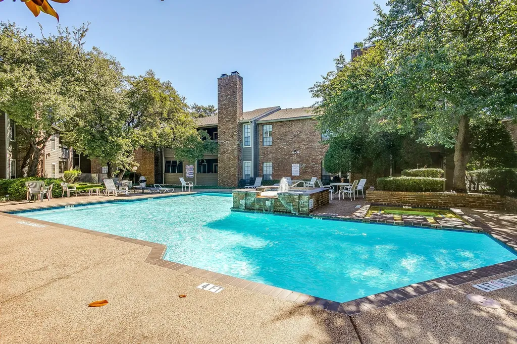 1206 Riverchase Lane Arlington TX 76011
