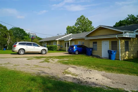 109 E 4th Street Keene TX 76059