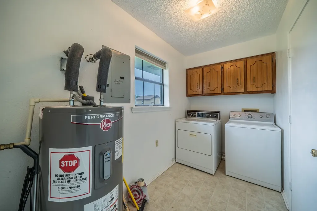 516 Venice Drive Italy TX 76651