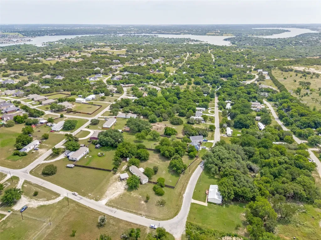 4113 Goliad Drive Granbury TX 76048