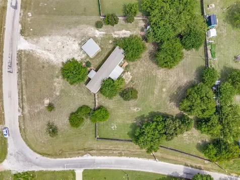 4113 Goliad Drive Granbury TX 76048