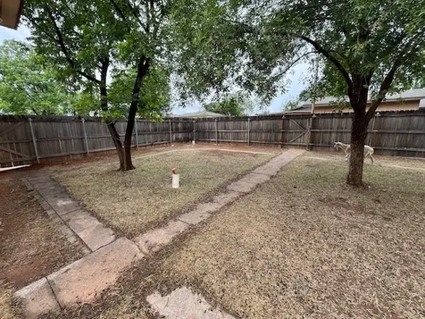 901 E Burnside Street Rotan TX 79546