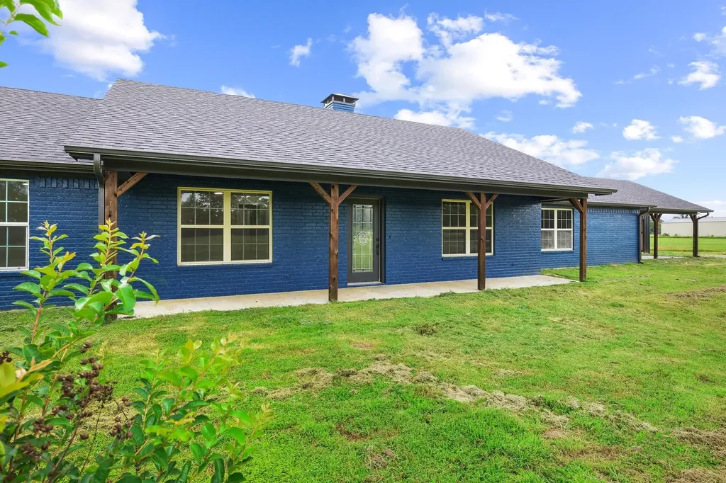 1250 County Road 2280 Telephone TX 75488