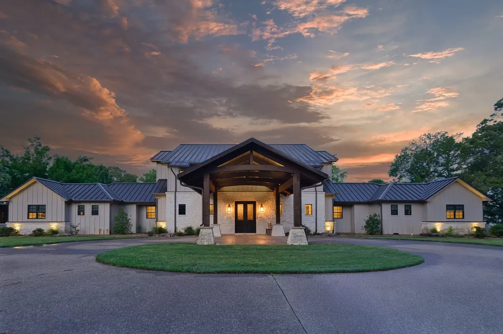 560 County Road 1447 Quitman TX 75783