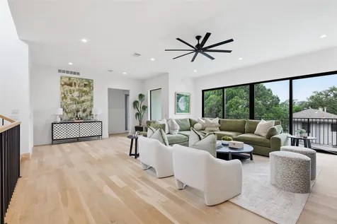 3624 N Fitzhugh Avenue Dallas TX 75204