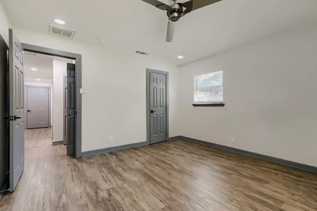 3250 Saint Croix Drive Dallas TX 75229