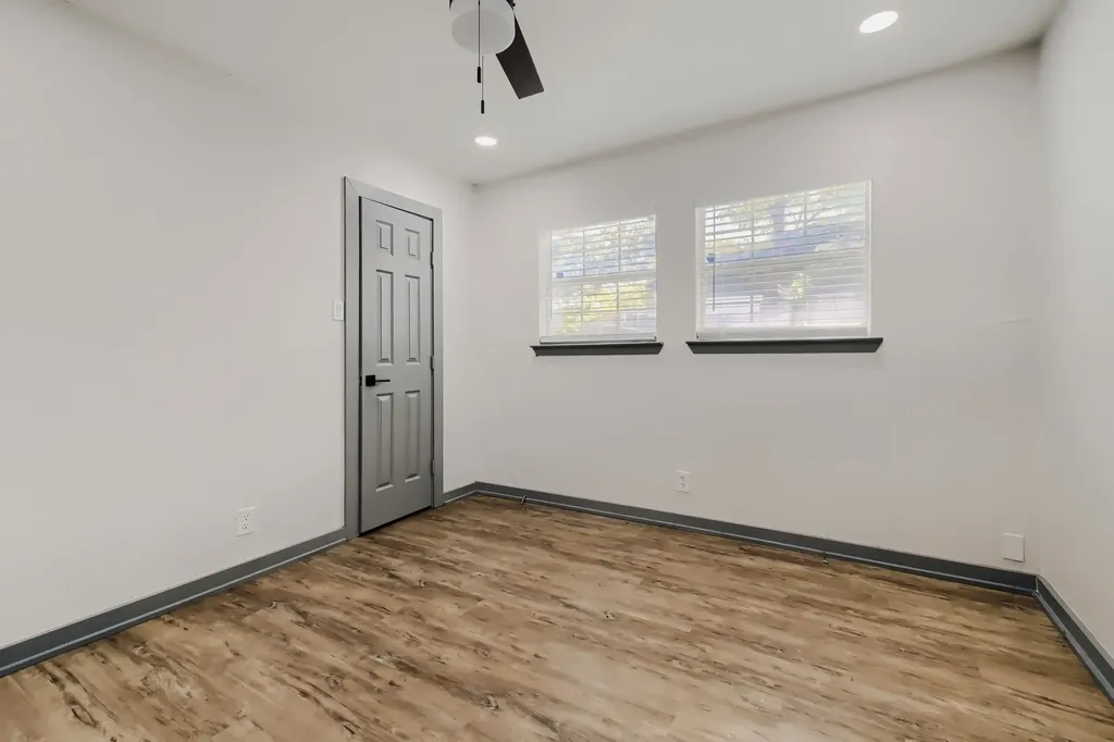 3250 Saint Croix Drive Dallas TX 75229