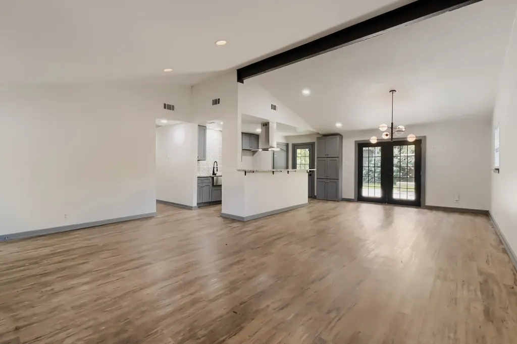 3250 Saint Croix Drive Dallas TX 75229