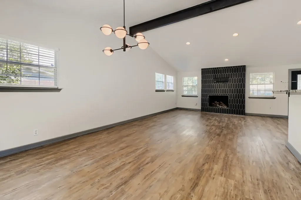 3250 Saint Croix Drive Dallas TX 75229