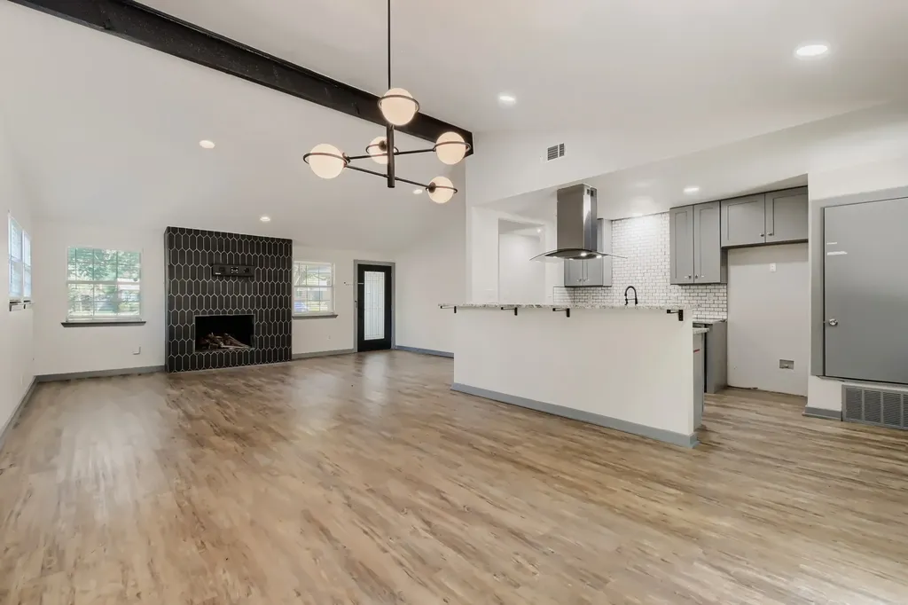 3250 Saint Croix Drive Dallas TX 75229