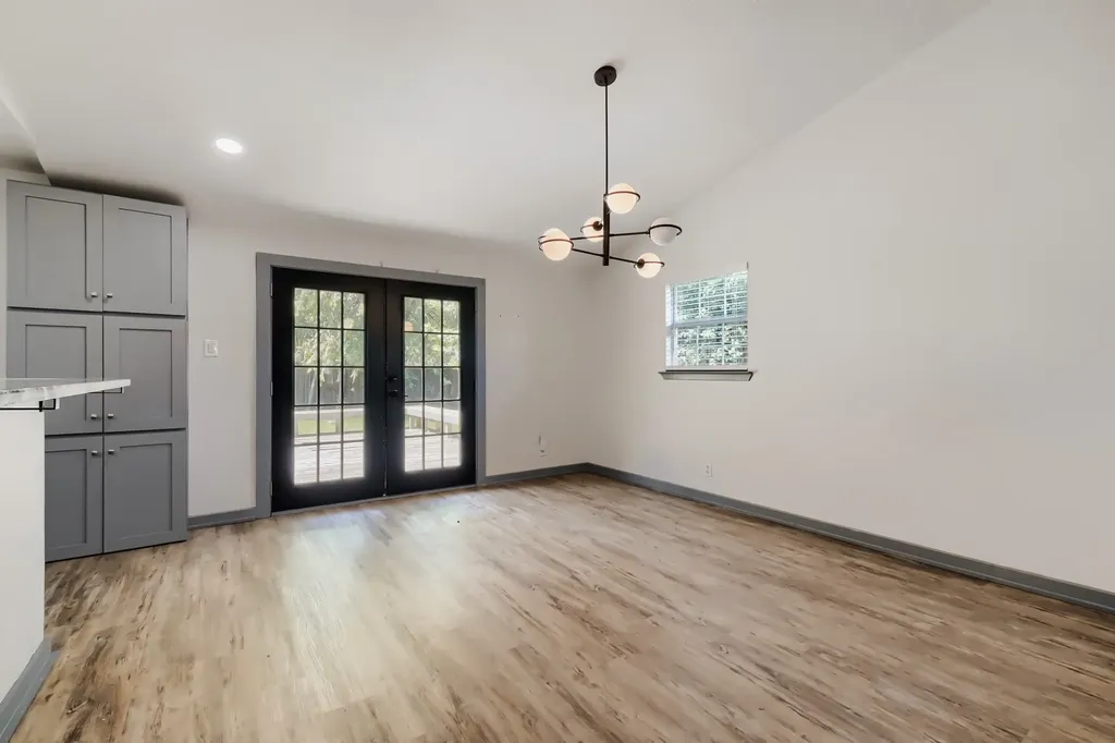 3250 Saint Croix Drive Dallas TX 75229