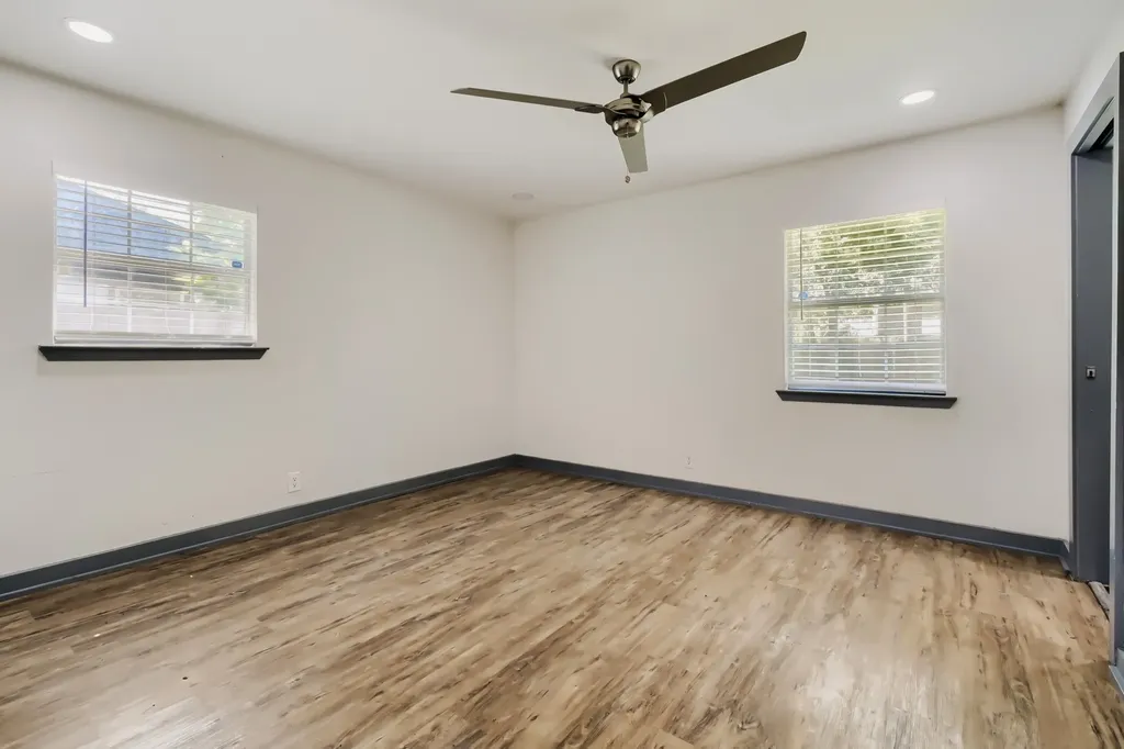 3250 Saint Croix Drive Dallas TX 75229