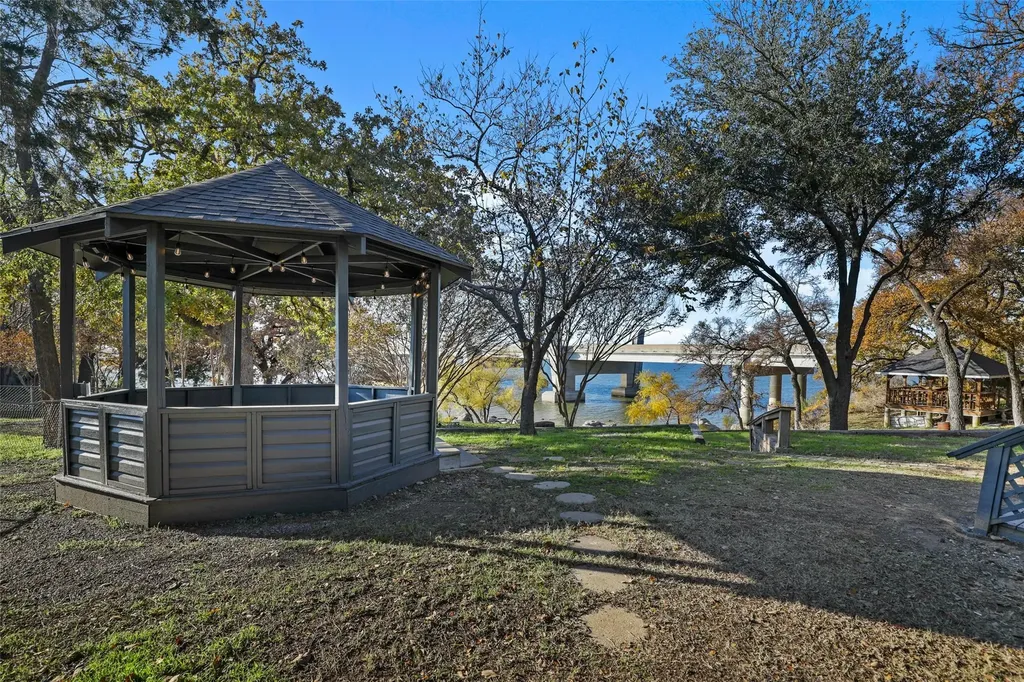 457 2 Pines Lane Little Elm TX 75068