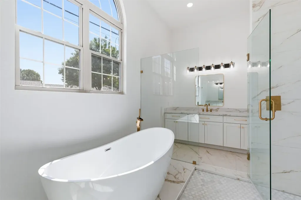 1407 Tranquilla Drive Dallas TX 75218