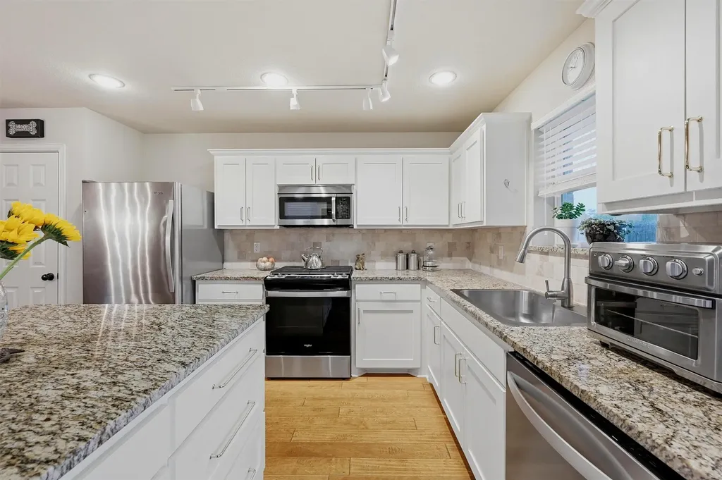 5022 Mesquite Ridge Trail Sherman TX 75092