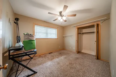 1001 E Nevada Seymour TX 76380