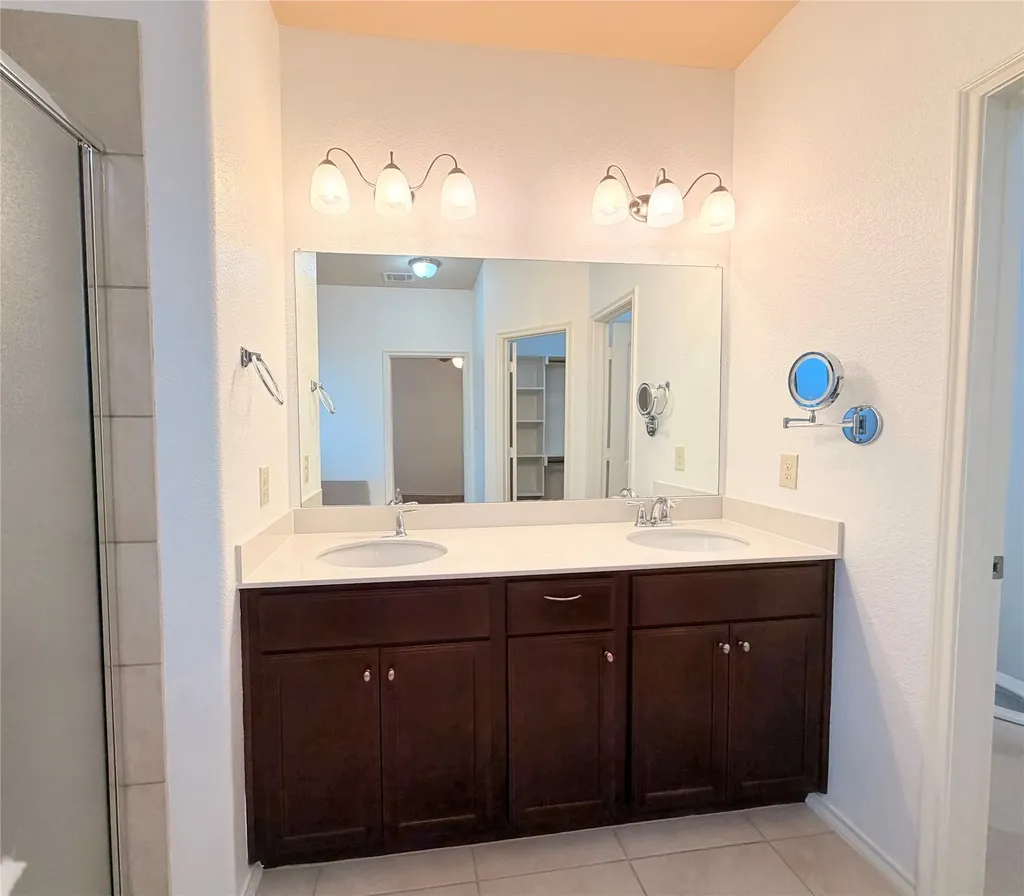 305 Rustic Oak Lane Mckinney TX 75072