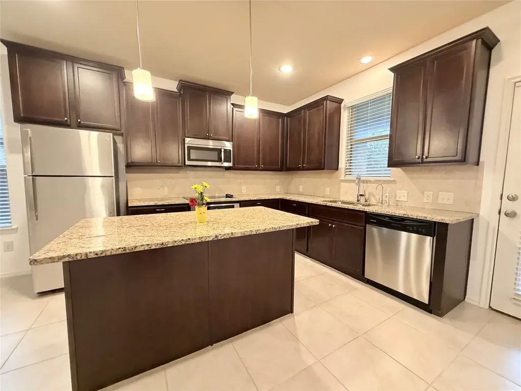 305 Rustic Oak Lane Mckinney TX 75072