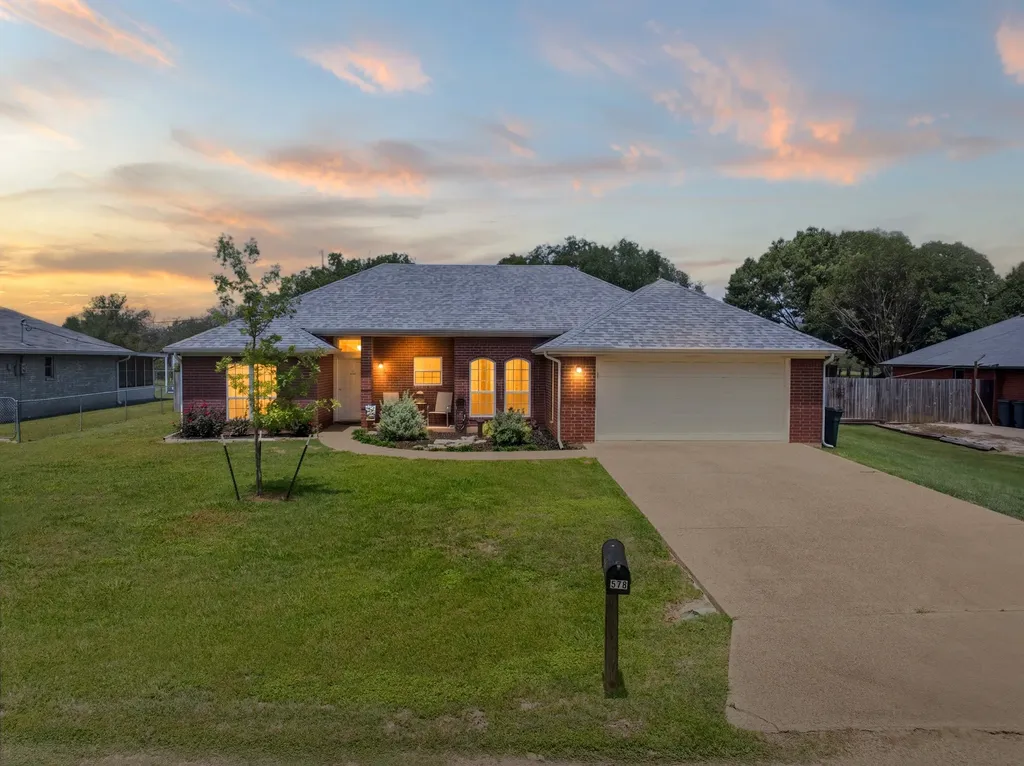 578 Elmwood Drive Woodway TX 76712