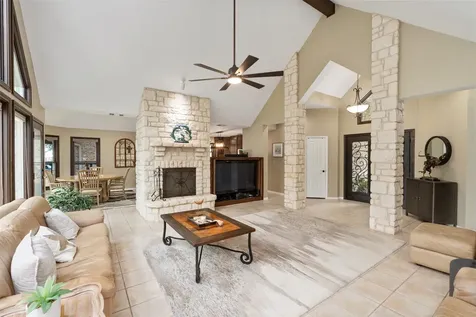 301 Northshore Trinidad TX 75163