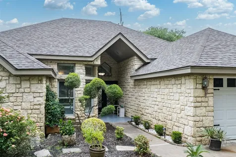 301 Northshore Trinidad TX 75163