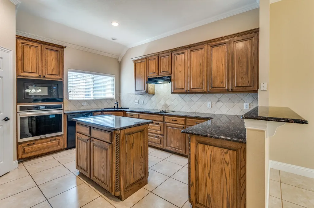 309 Hudson Lane Burleson TX 76028